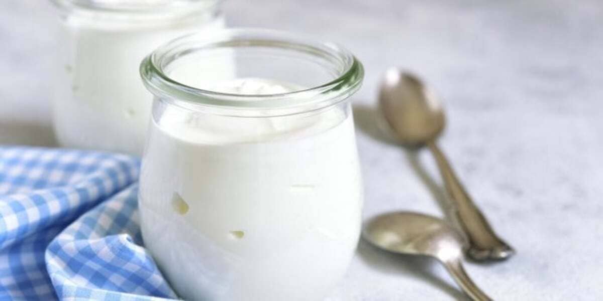 Le yaourt nature sans sucres ajoutés