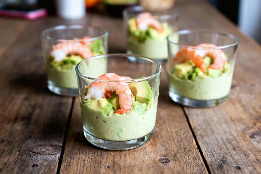 verrines aux crevettes et avocat